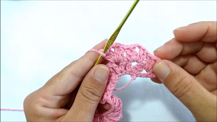 Flor a crochet cómo tejerla paso a paso 10