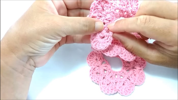 Flor a crochet cómo tejerla paso a paso 14